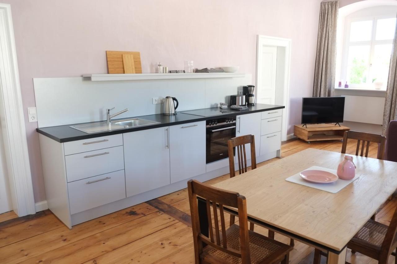 65Qm Wohnung Klosterblick Im Historischen Pfarrhaus Pielenhofen Exteriör bild